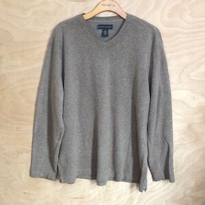 Banana Republic Men’s V-Neck Sweater — Light Taupe Size XL.